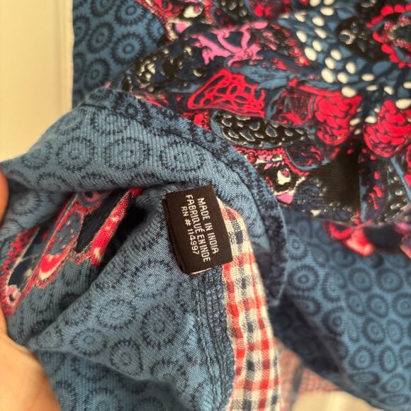 Tolani Plaid Button Down with Back Design - Picture 4 of 5